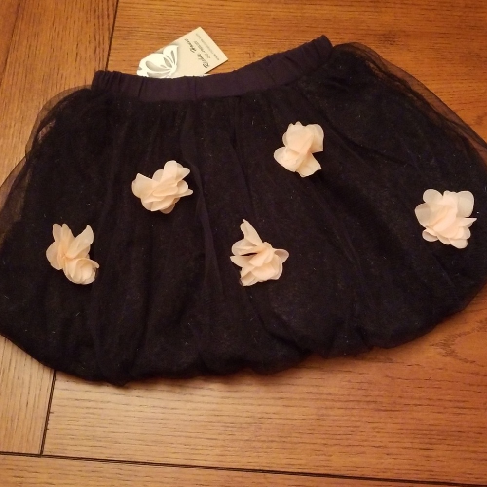 🆕️Richie house sparkly skirts with pink flowers